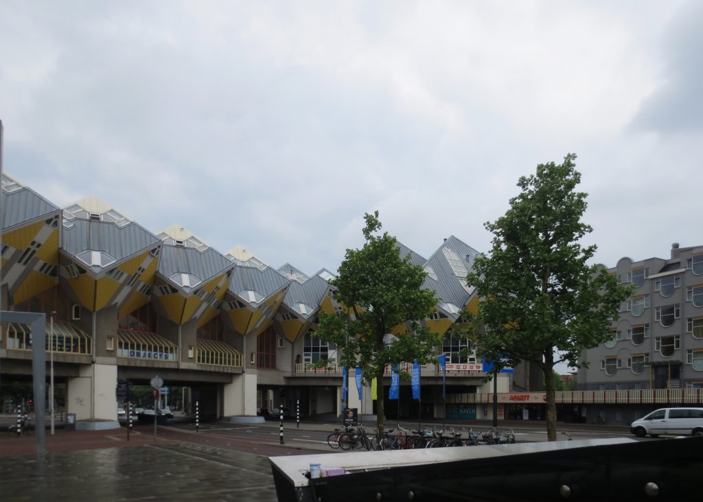 Casas Cubo – Piet Blom – Rotterdam – WikiArquitectura_01