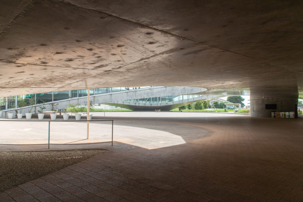 Rolex Study Center Lusanne – SANNA – WikiArquitectura_020