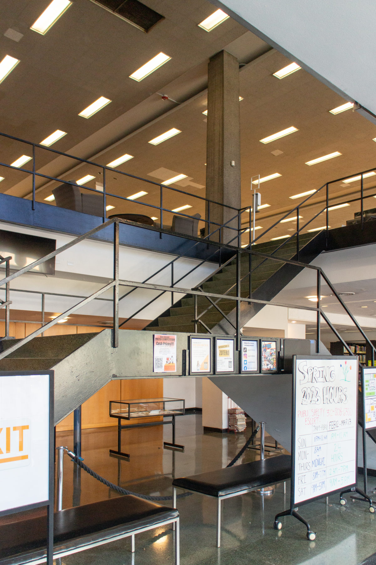 Paul Galvin Library IIT – WikiArchitecture_025