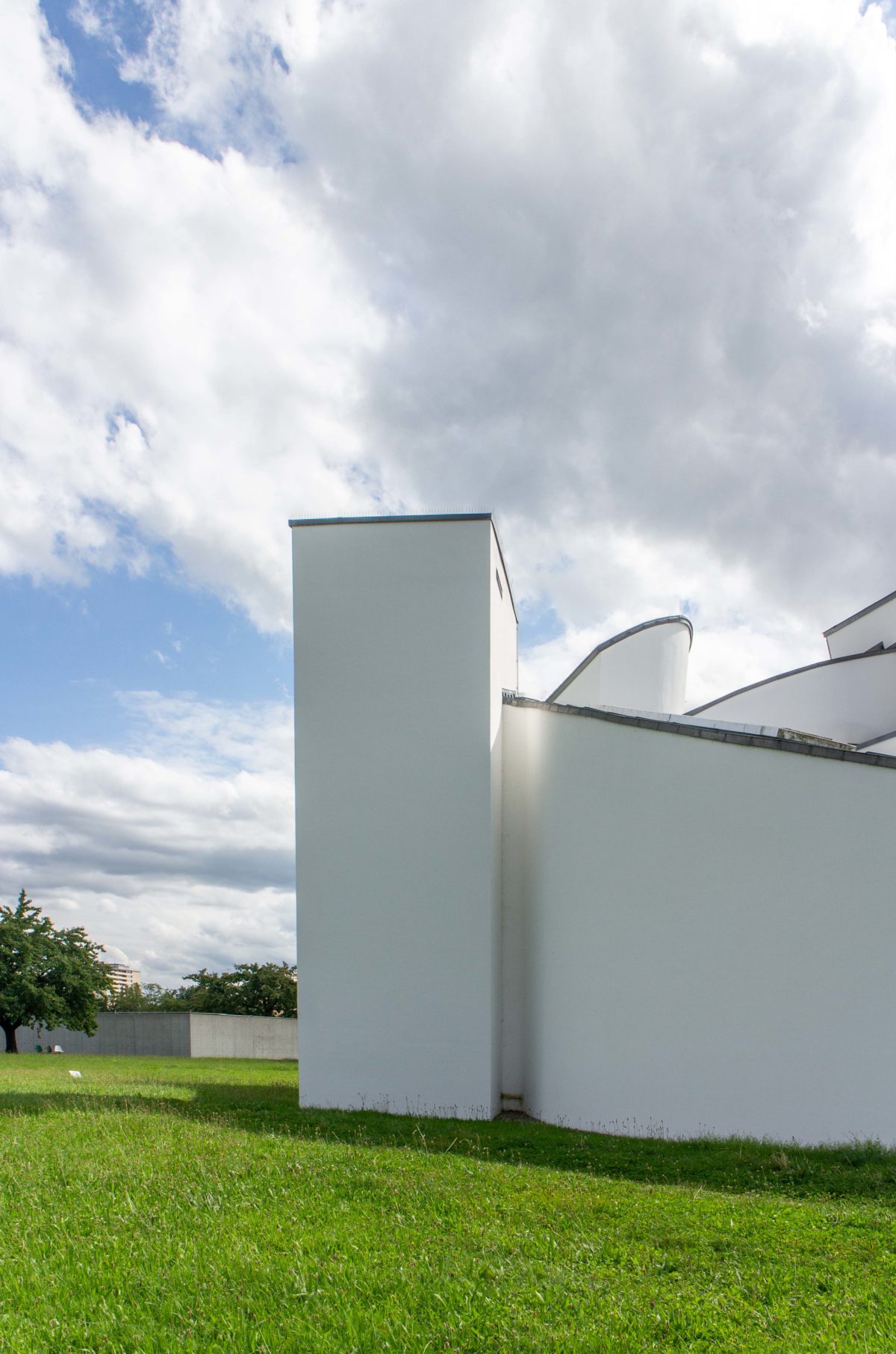 Frank Ghery Vitra Haus – WikiArquitectura_03