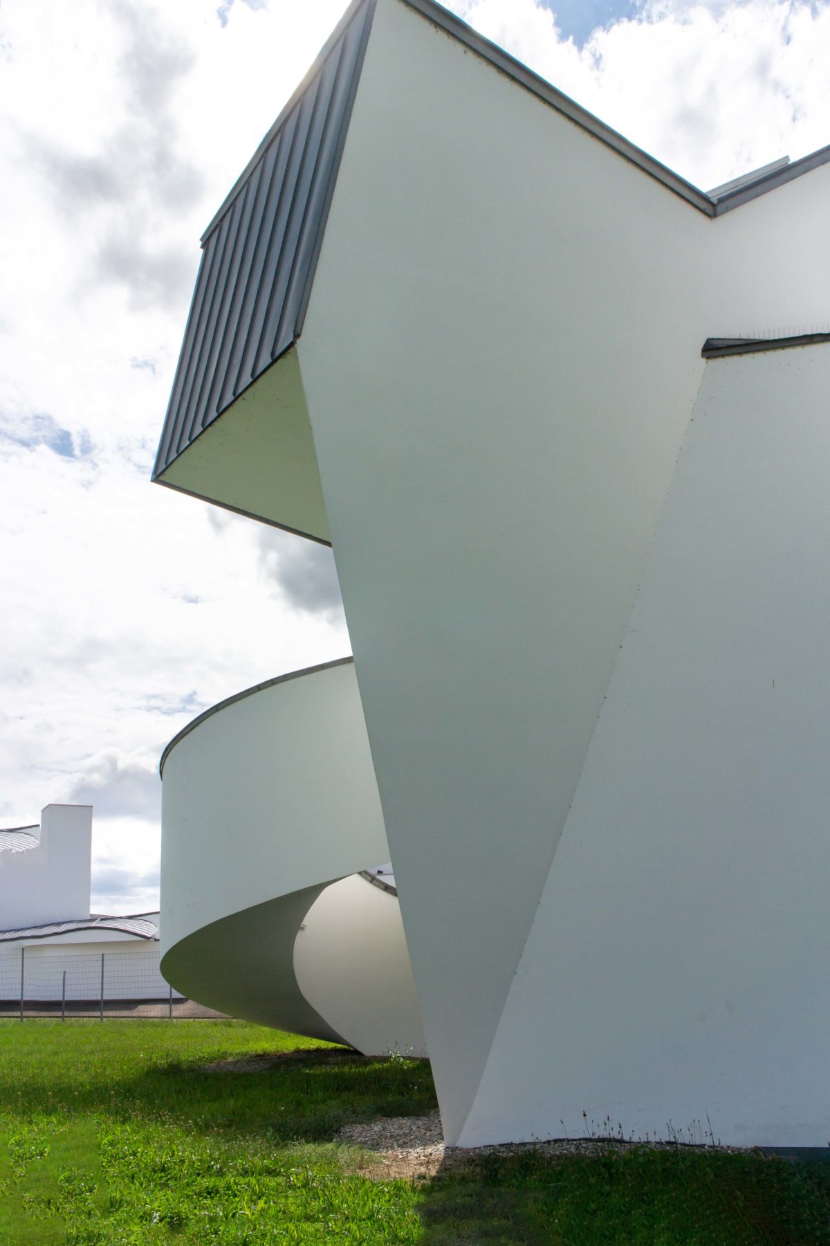 Frank Ghery Vitra Haus – WikiArquitectura_07