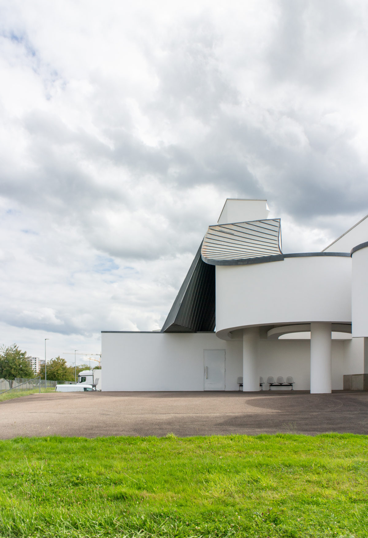 Frank Ghery Vitra Haus – WikiArquitectura_19