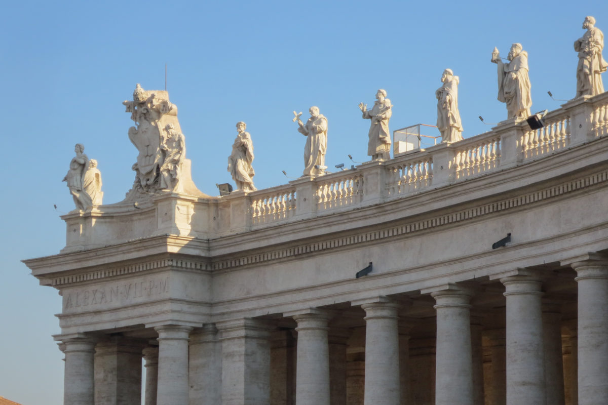 Columnata de San Pedro – Bernini – WikiArquitectura_08