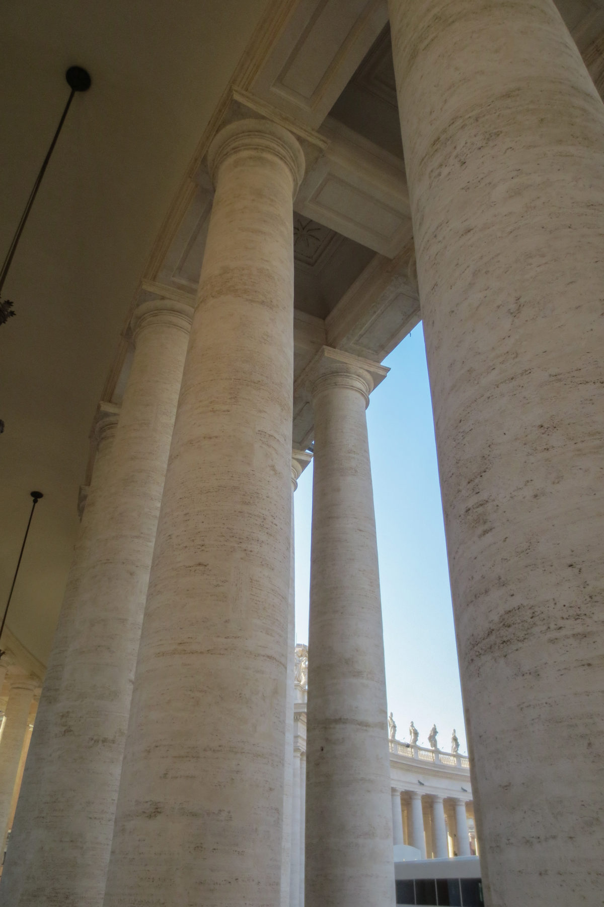 Columnata de San Pedro – Bernini – WikiArquitectura_25