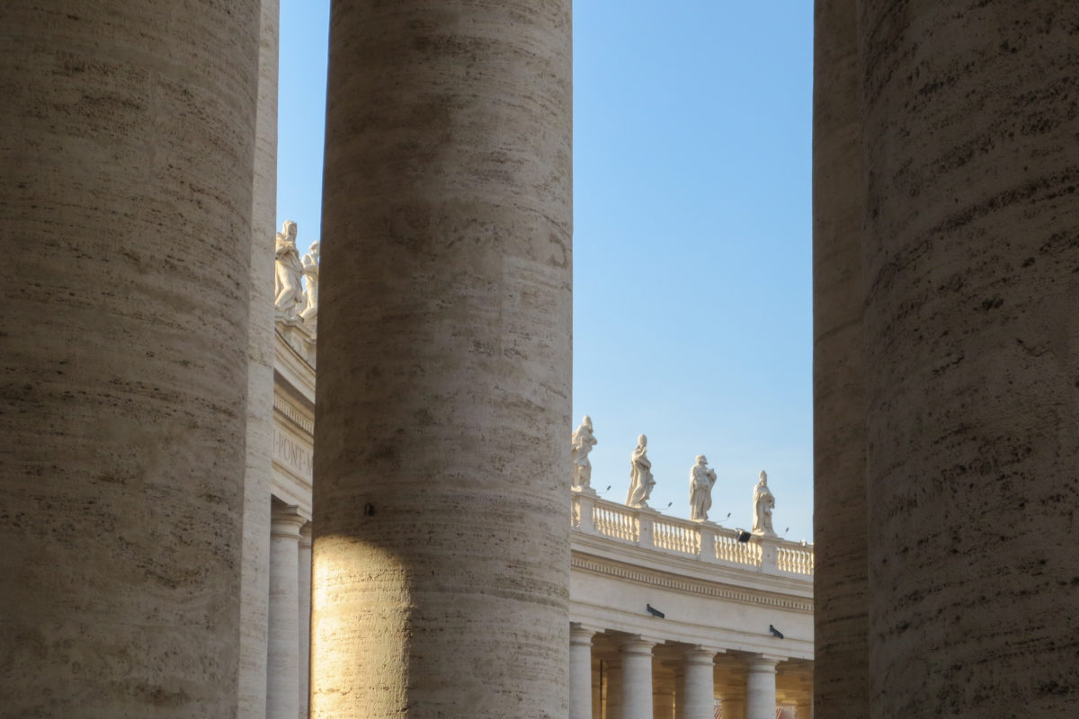 Columnata de San Pedro – Bernini – WikiArquitectura_26