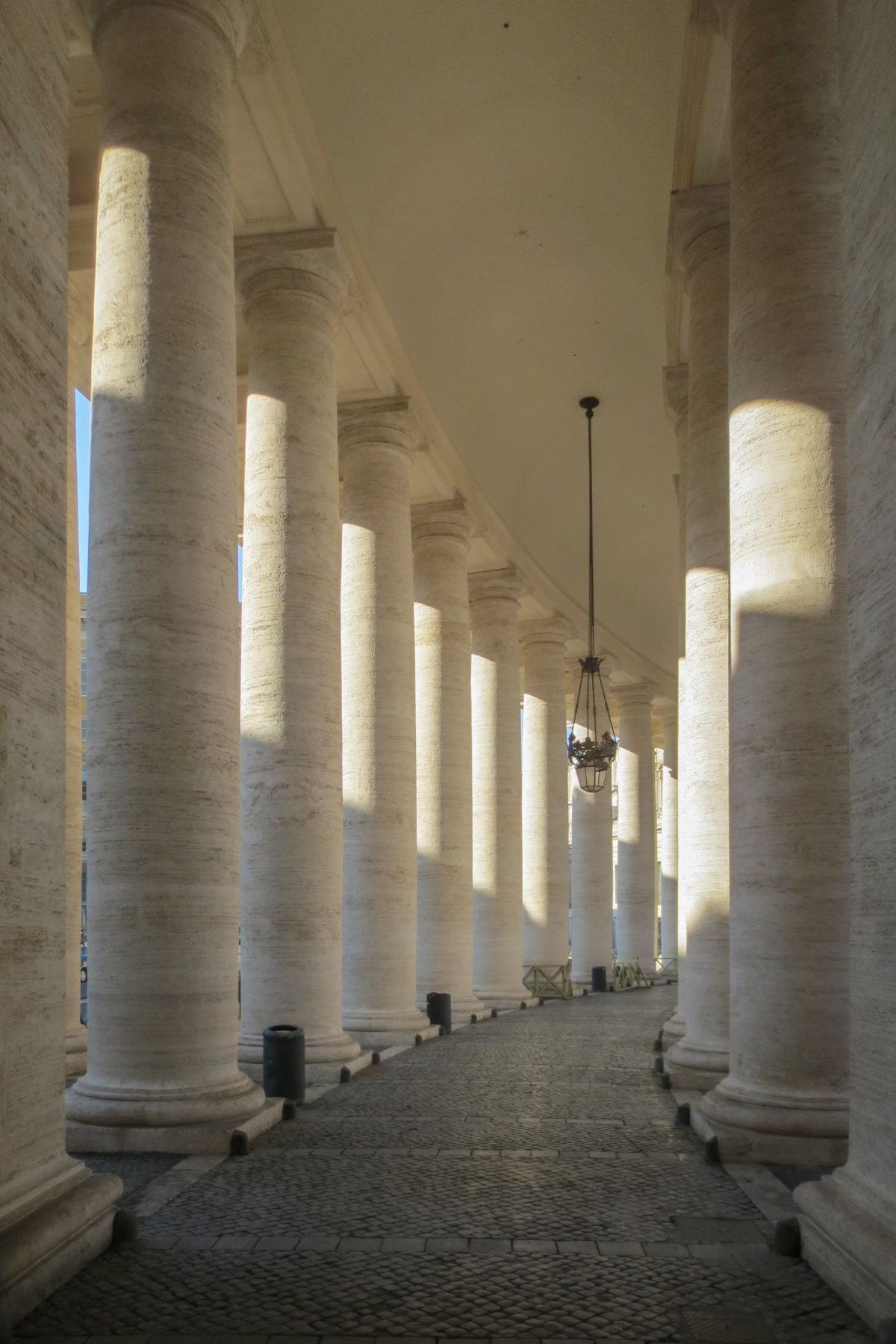 Columnata de San Pedro – Bernini – WikiArquitectura_36